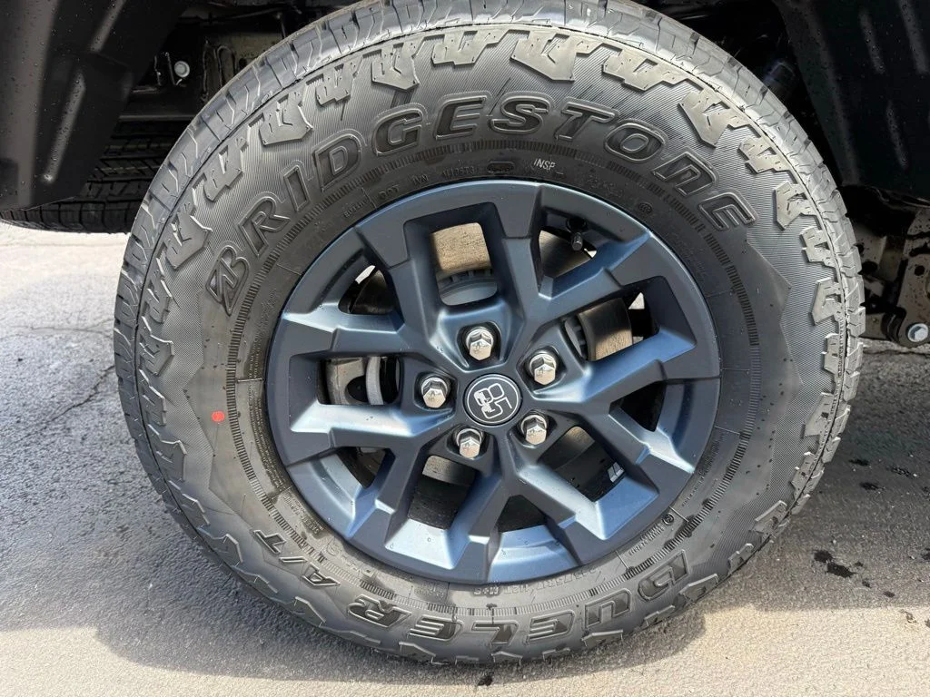 New 2026 Granite Crystal Metallic Clear-Coat Exterior Paint Jeep 85th Anniversary Edition image 45