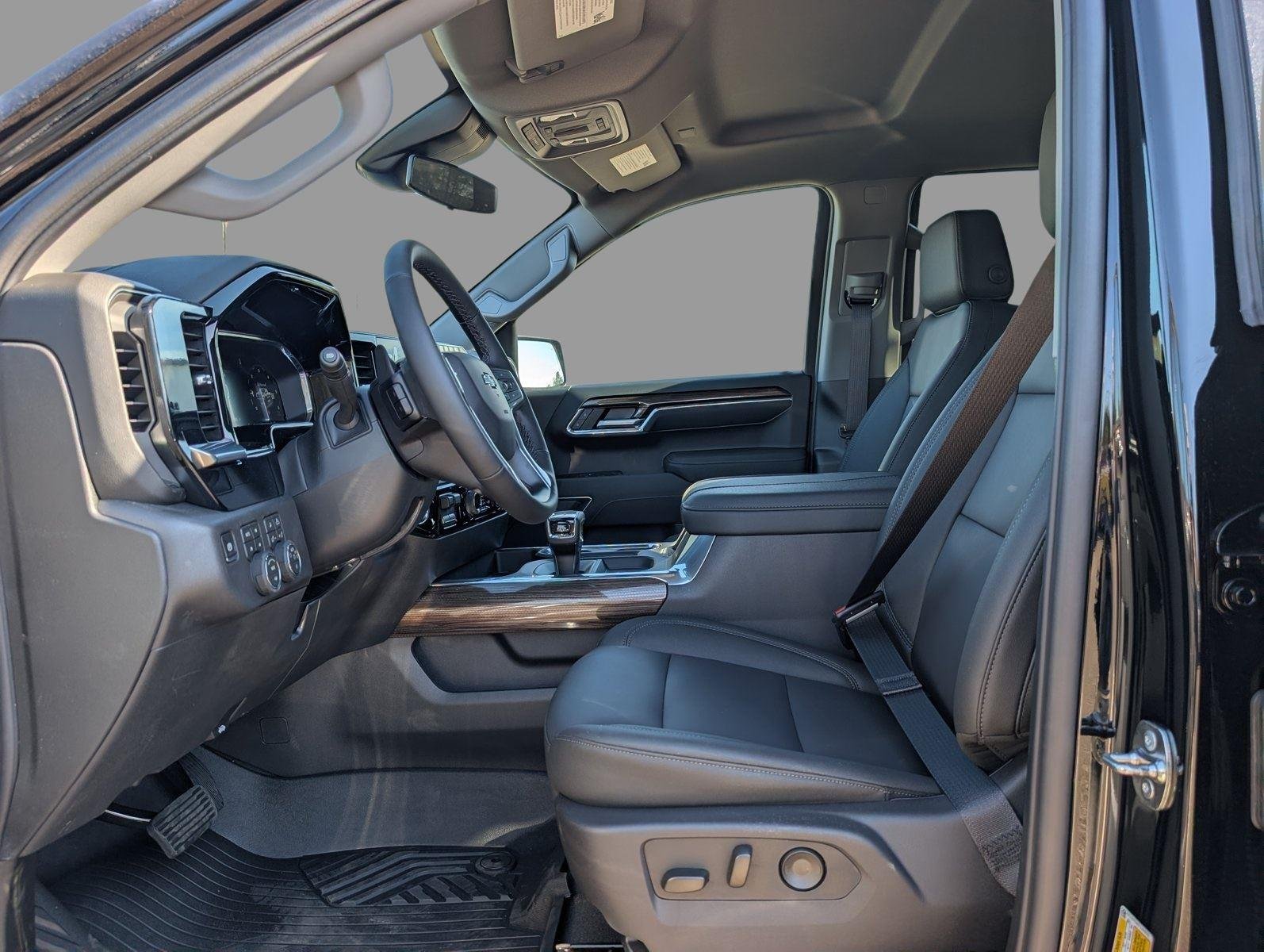2026 Chevrolet Silverado 1500 LT Trail Boss - Photo 17