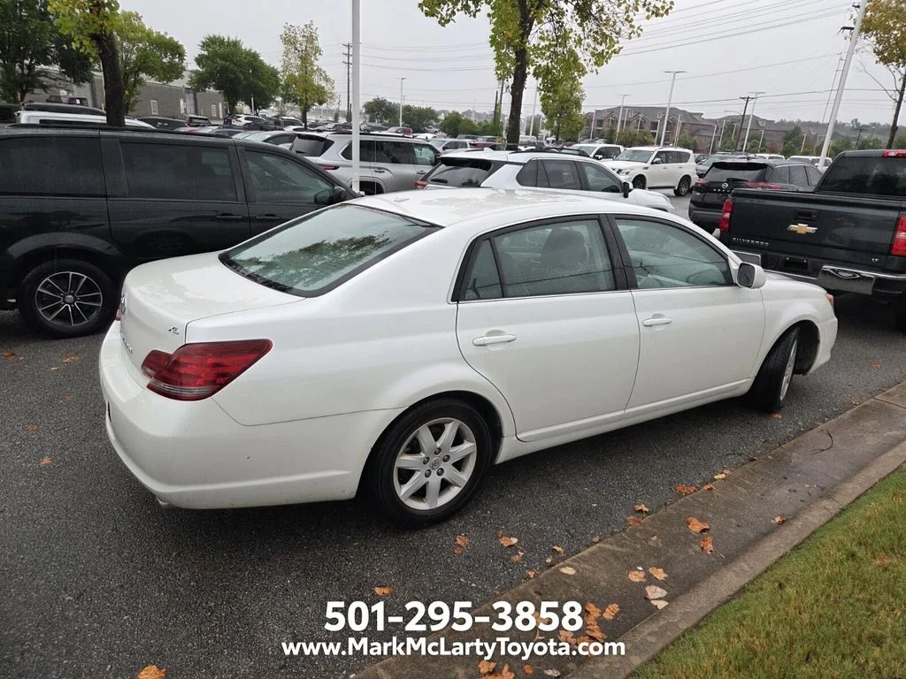Used 2010 White Toyota XL image 3