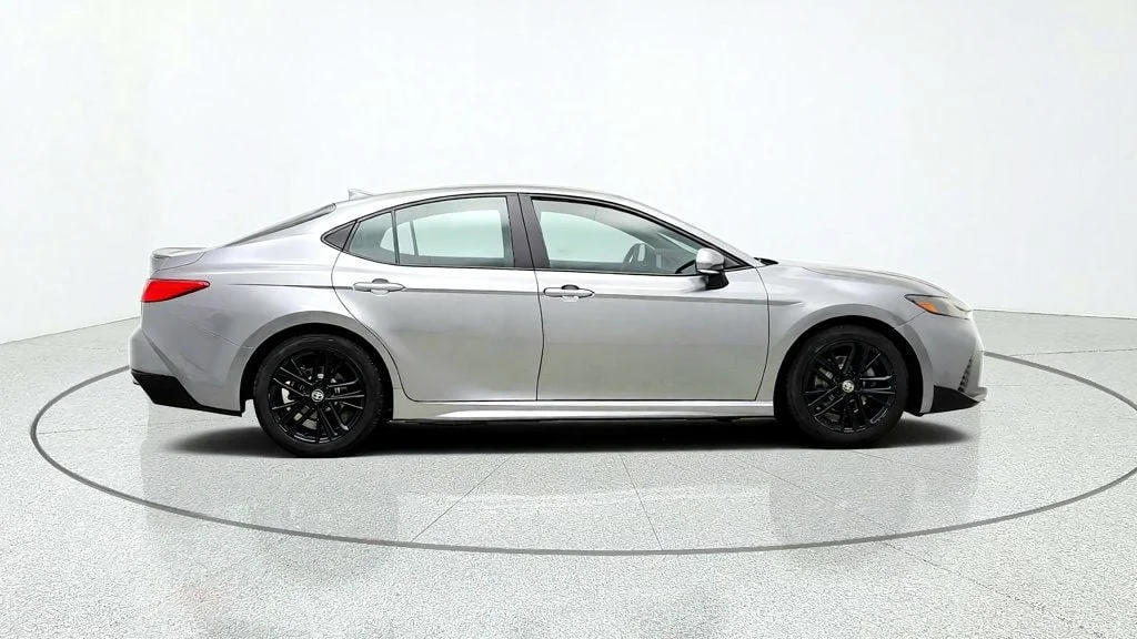 Used 2025 Heavy Metal Toyota SE w/ Power Moonroof, Cold Weather Pkg & Convenience Pkg image 4