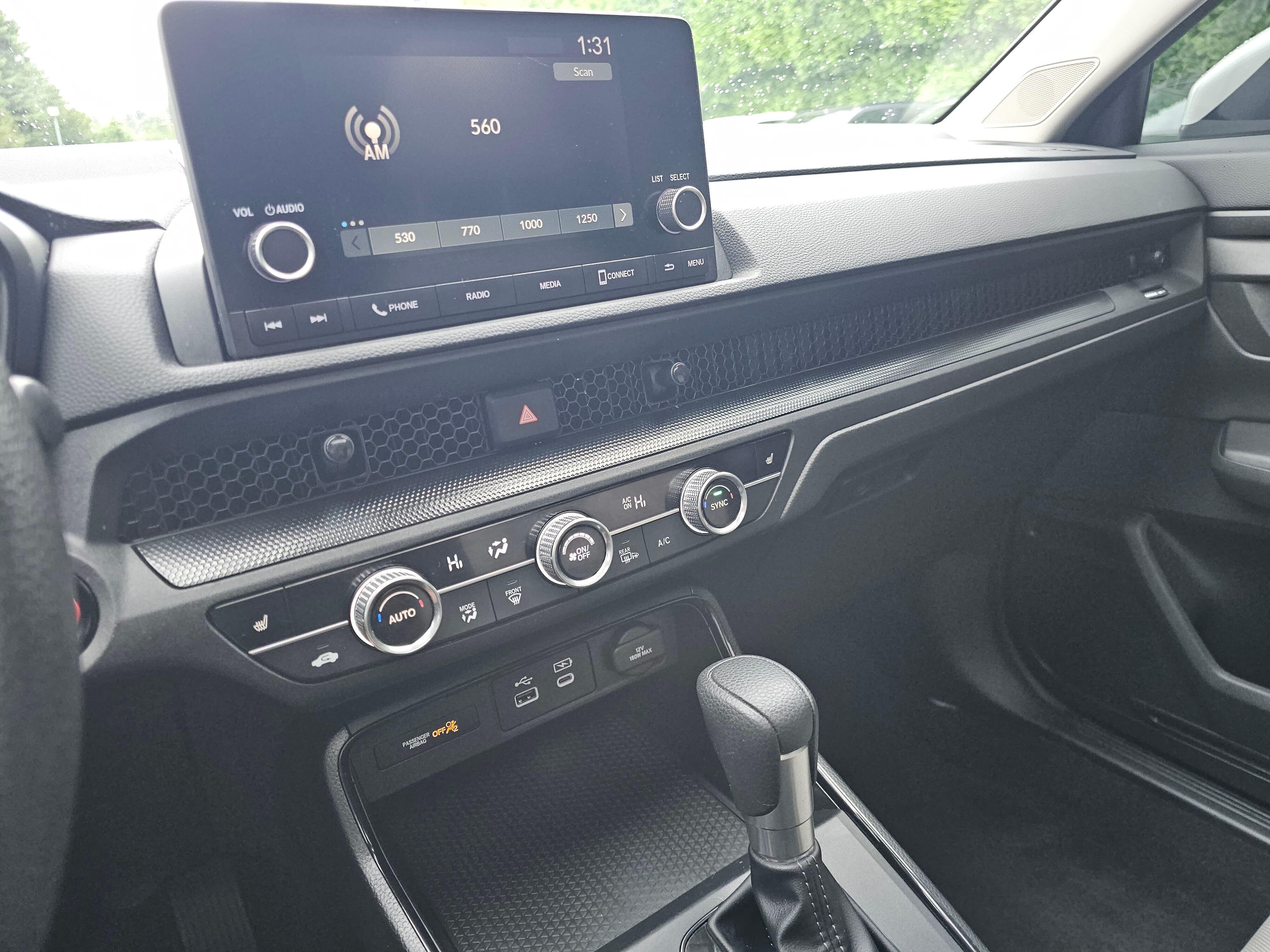 Used 2023 Platinum White Pearl Honda EX image 25