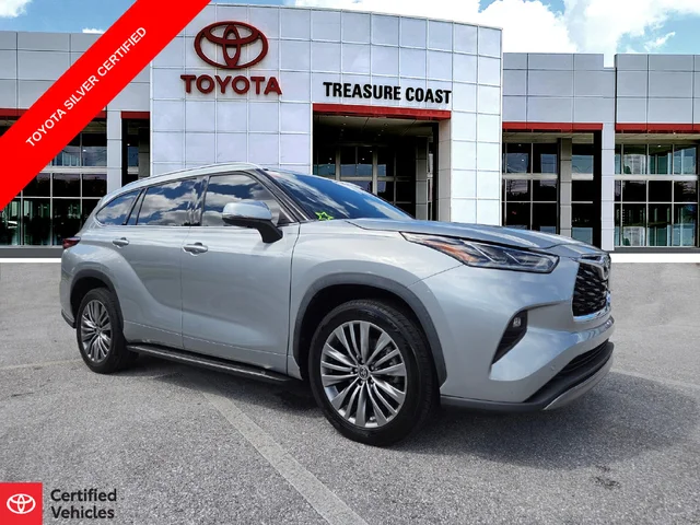 2022 Toyota Highlander Platinum