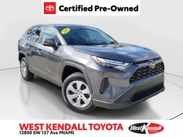 2025 Toyota RAV4 LE