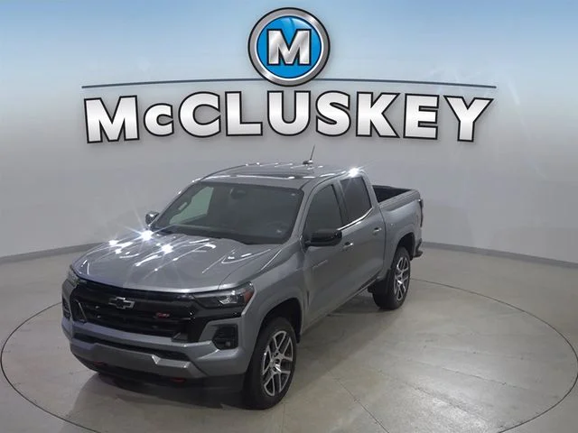 Certified Used 2024 Gray Chevrolet Z71 image 5