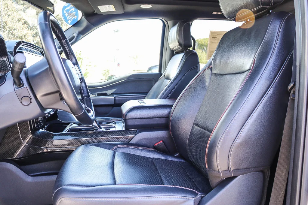 Used 2023 White Ford Lariat image 22