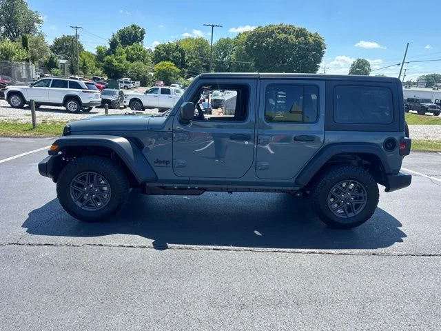 New 2026 Anvil Clear-Coat Exterior Paint Jeep Sport S image 4