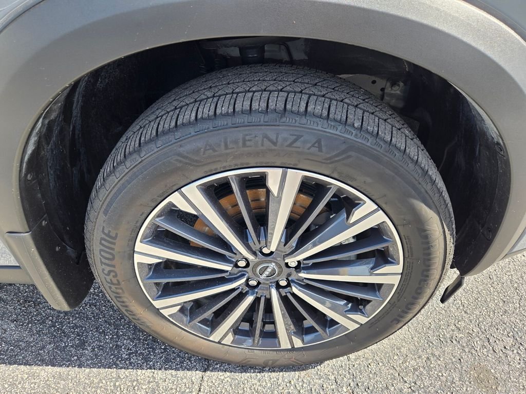 Used 2026 Gray Nissan Platinum image 21