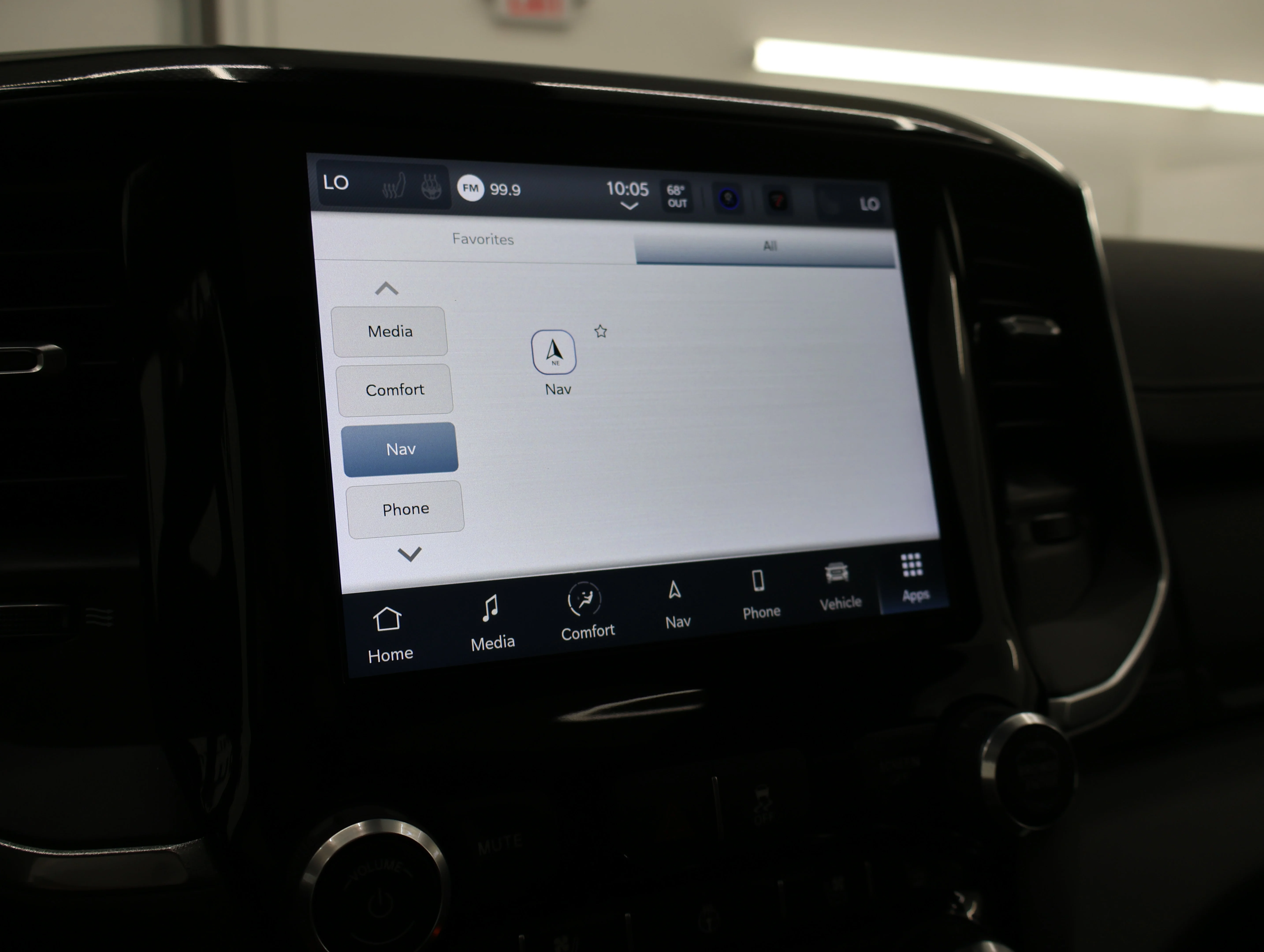 Used 2022 Pearl White Ram Laramie image 70