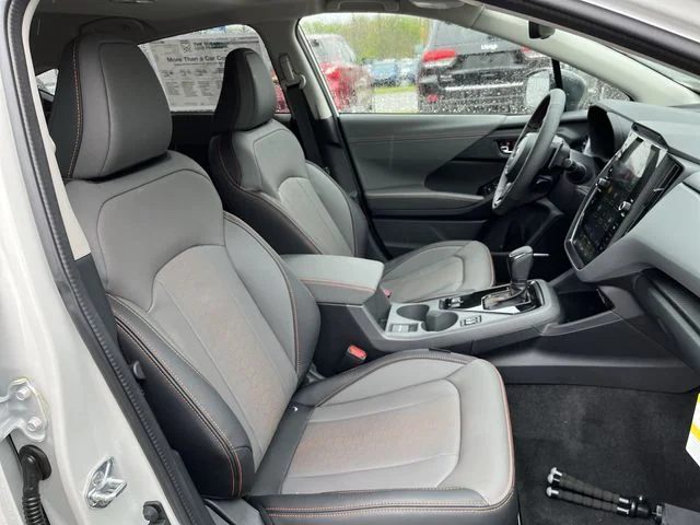 New 2026 CRYSTAL WHITE PEARL Subaru Limited image 27