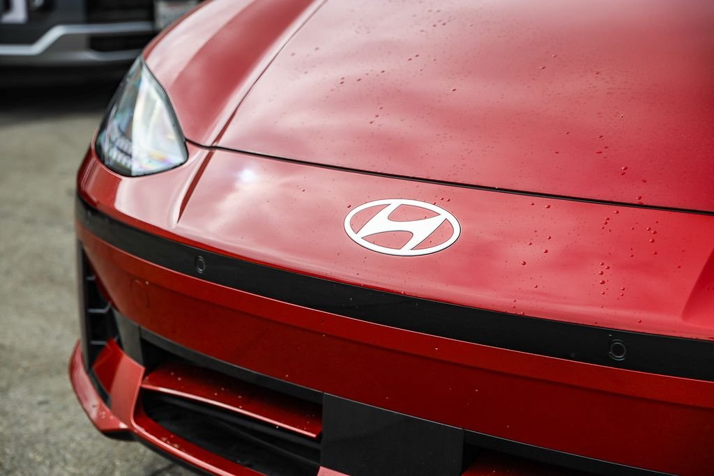 2024 Hyundai IONIQ 6 SE - Photo 11