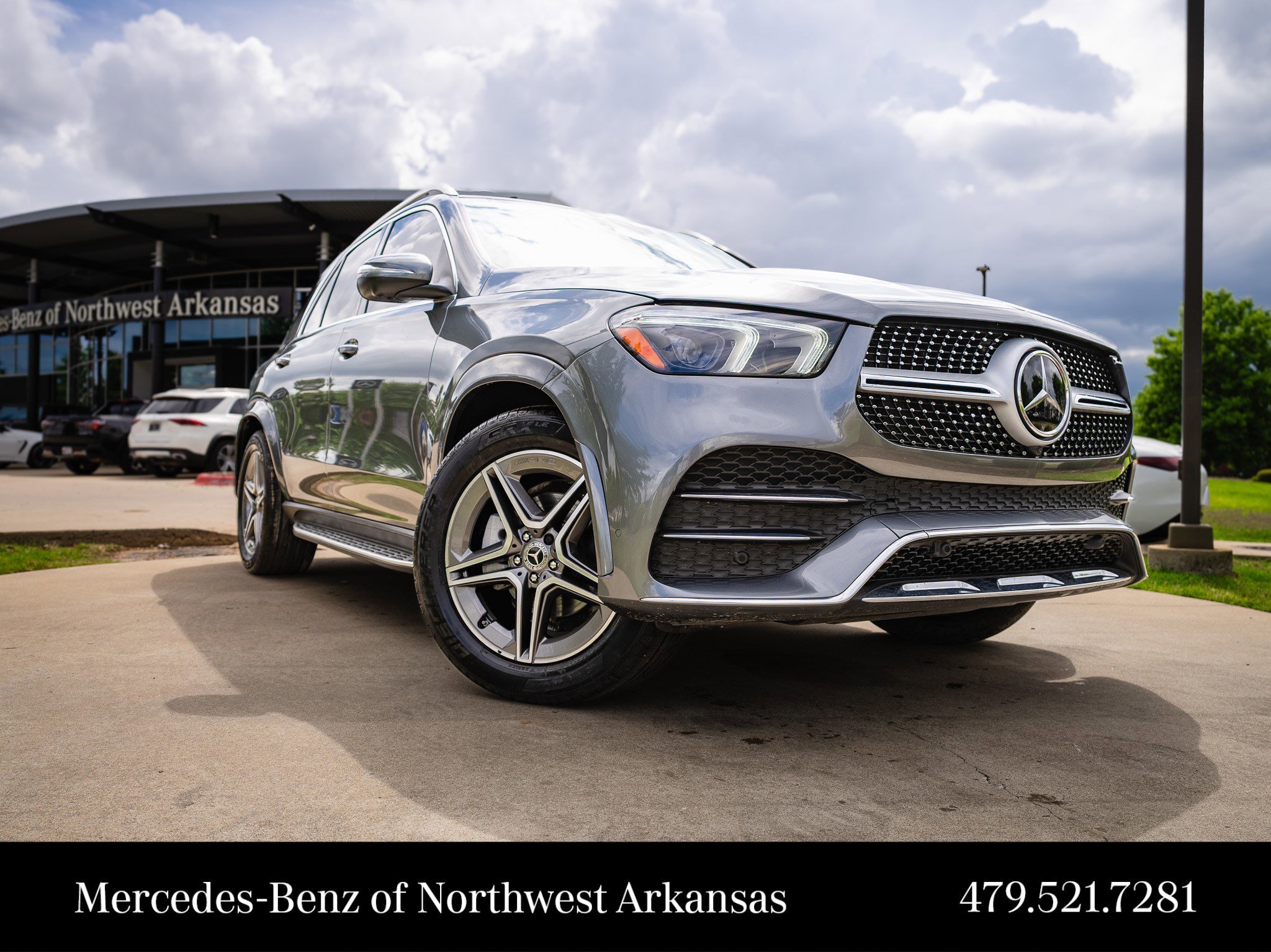 Used 2022 Gray Metallic Mercedes-Benz GLE 350 image 1