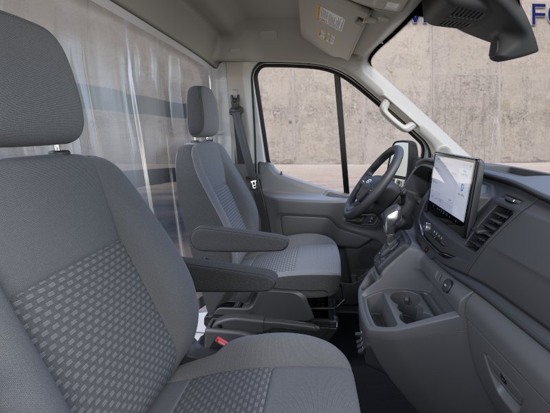 New 2026 Oxford White Ford Cutaway image 32
