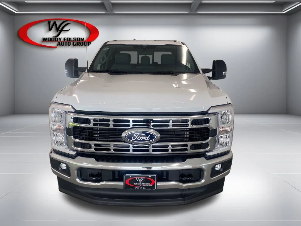 New 2027 White Ford XL image 3
