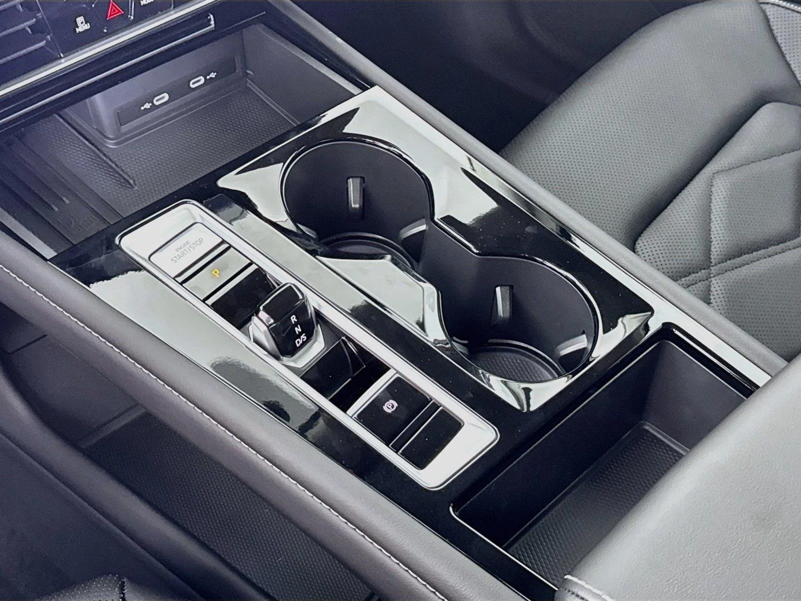 New 2026 Pure Gray Volkswagen 2.0T SE w/Technology image 16