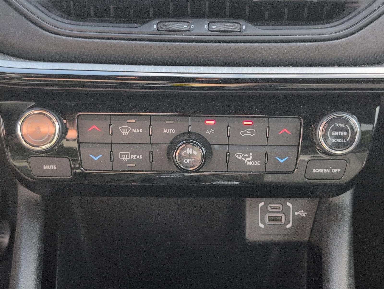 2025 Jeep Compass Trailhawk - Photo 16