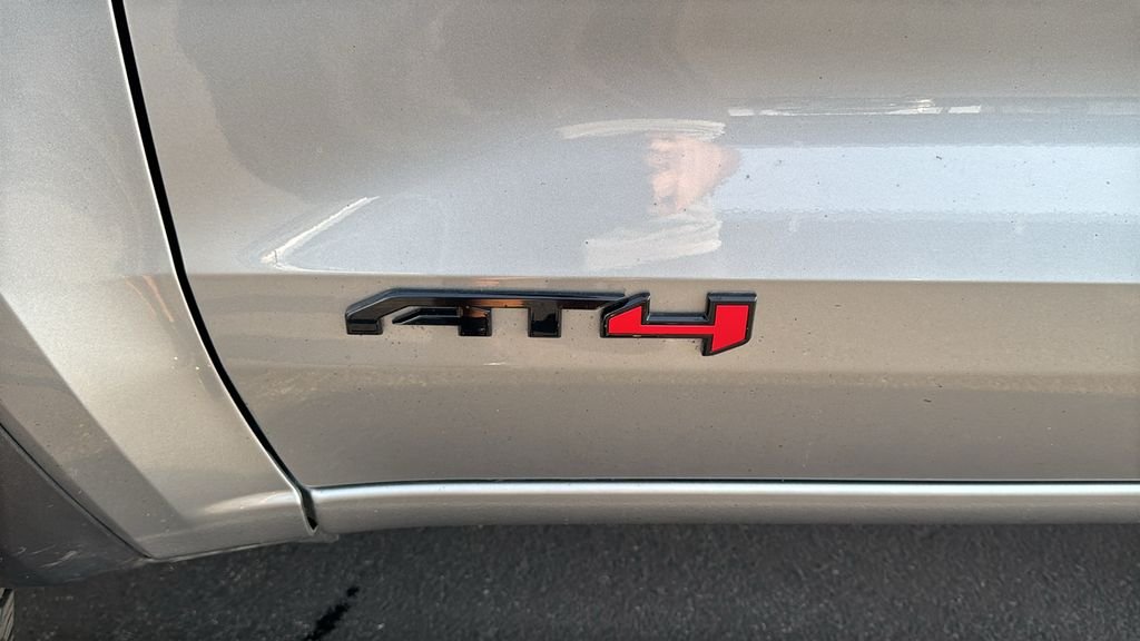 Used 2025 Silver GMC AT4 image 7
