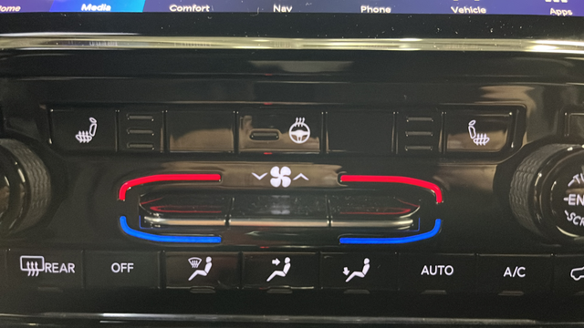 Used 2024 Diamond Black Crystal Pearlcoat Jeep Limited image 30