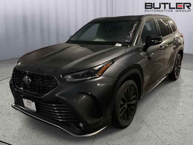 2025 Toyota Highlander XSE