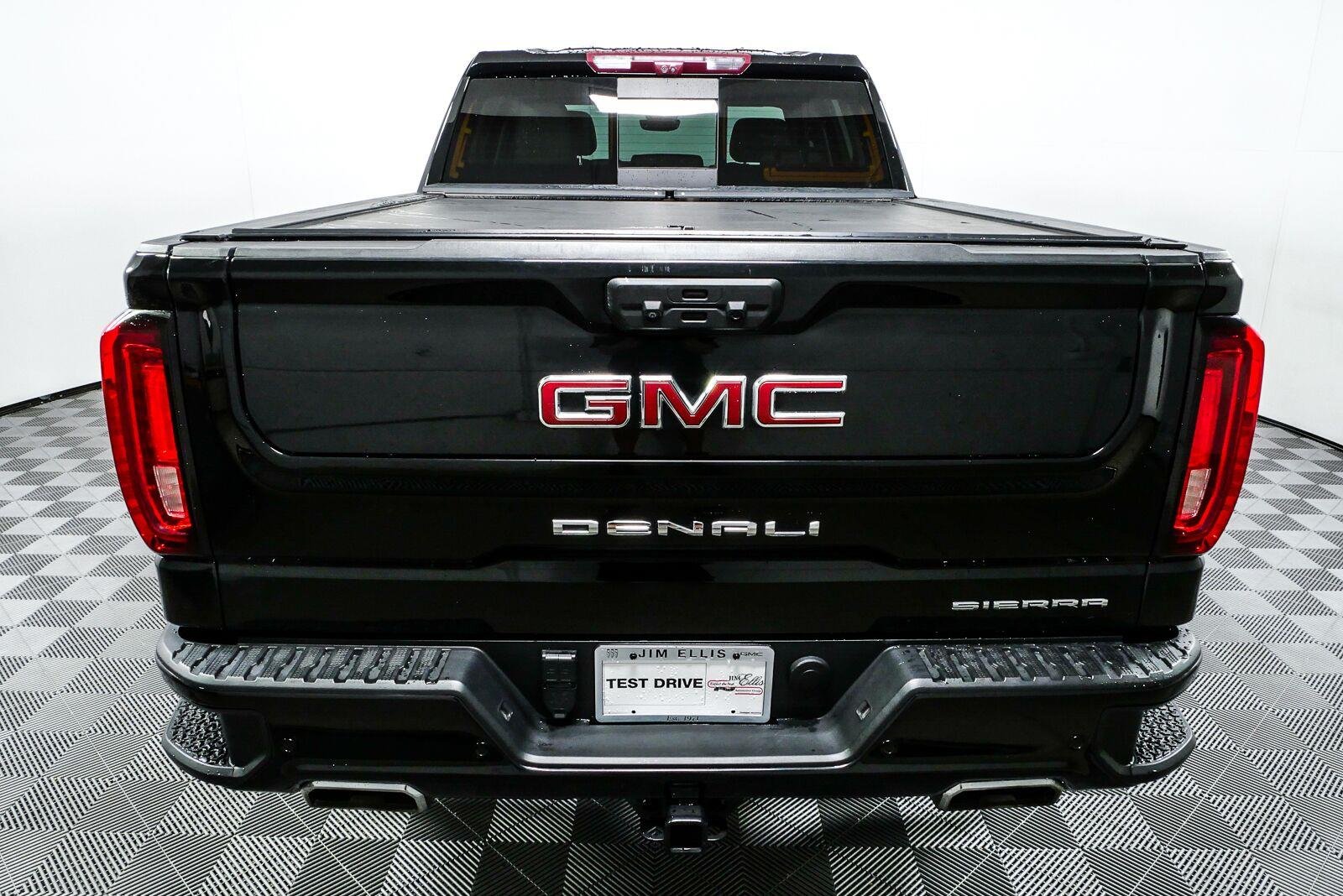 Used 2023 Onyx Black GMC Denali image 28