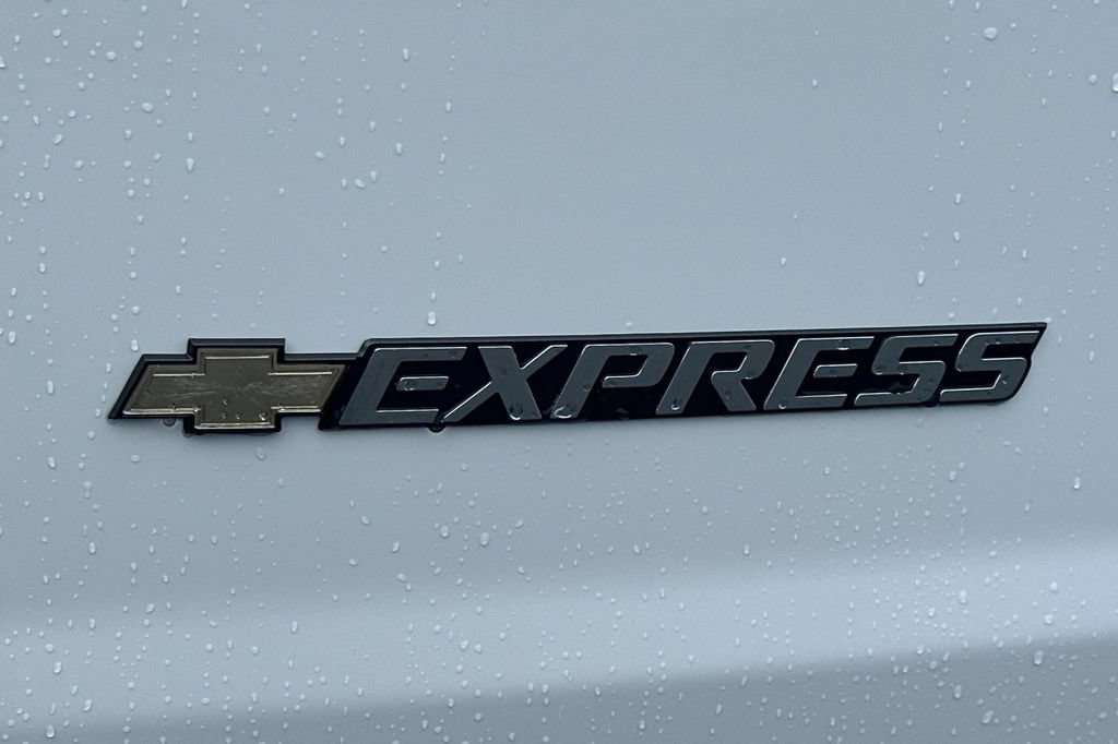 2025 Chevrolet Express Cargo Work Van - Photo 24