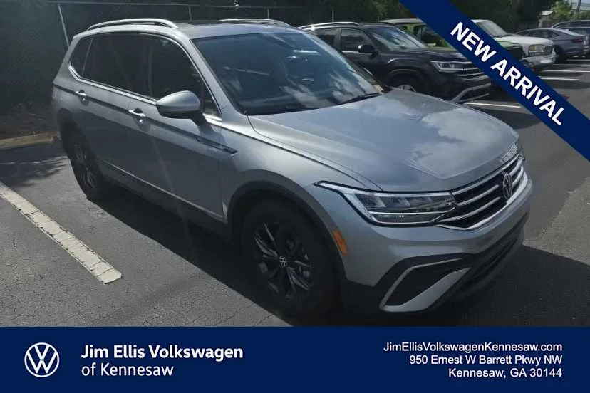 2024 Volkswagen Tiguan 2.0T SE's photo