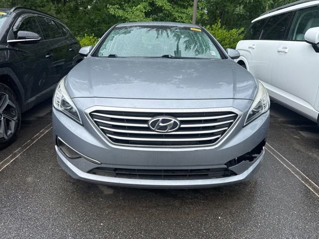 2016 Hyundai Sonata SE's photo