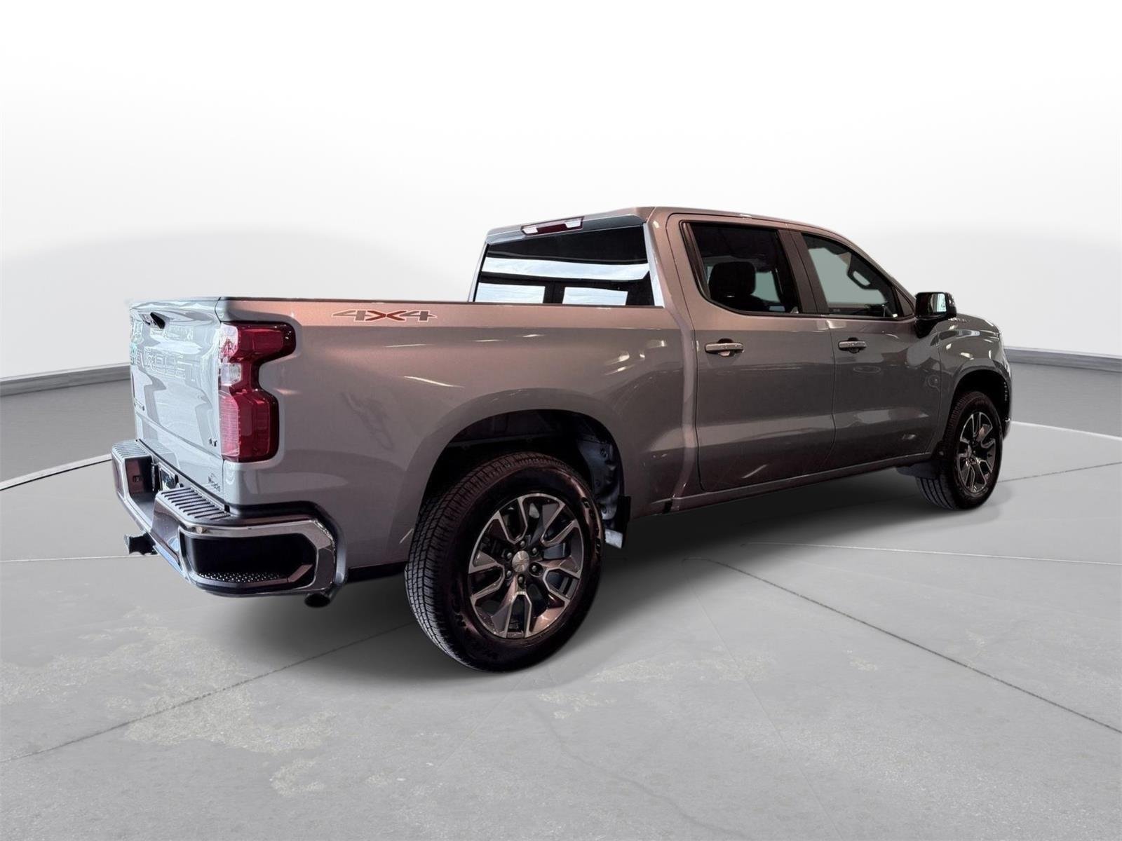 2024 Chevrolet Silverado 1500 LT - Photo 11
