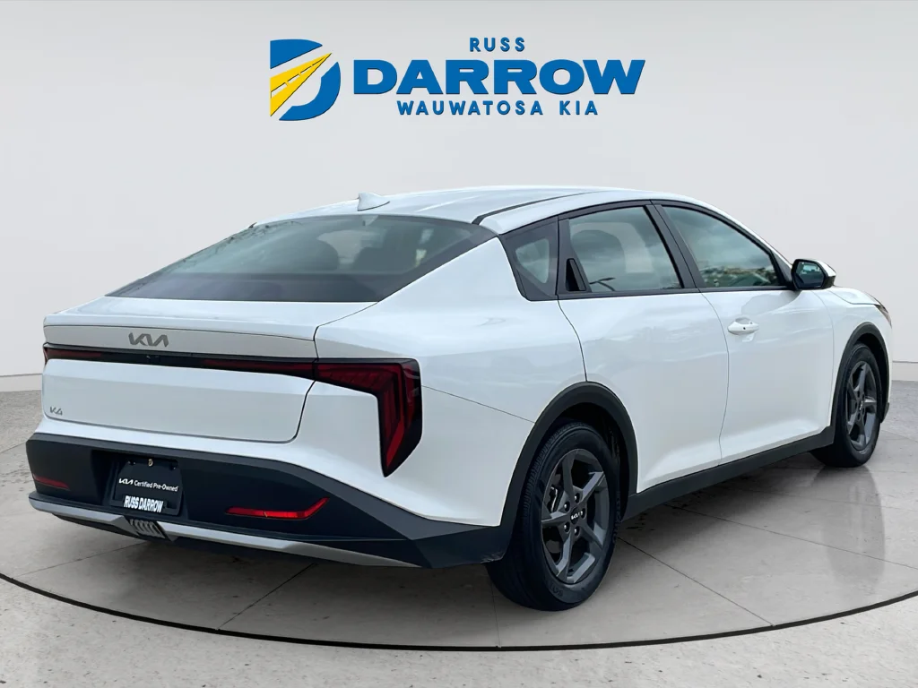 Used 2025 White Kia LXS image 5