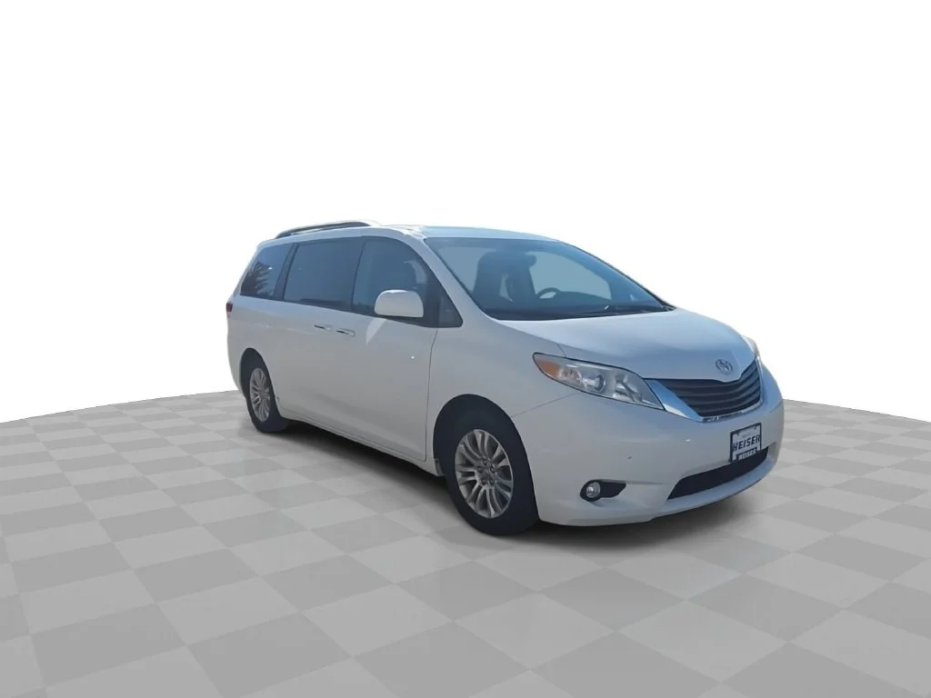 Used 2012 White Toyota XLE image 2