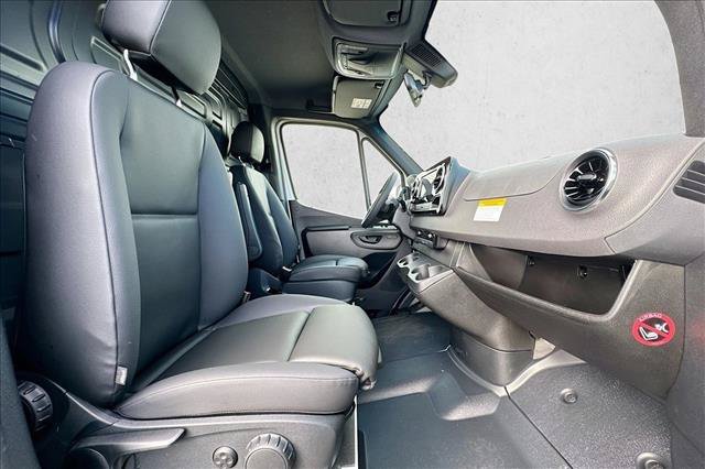 New 2026 Arctic White Mercedes-Benz  image 50