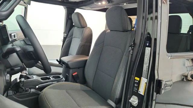 New 2026 Black Clear-Coat Exterior Paint Jeep Sport S image 21