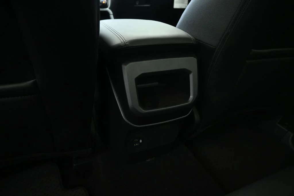 New 2026 Avalanche Ford Lariat image 17