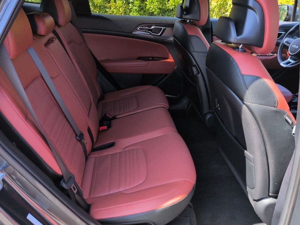 Certified Used 2023 Gravity Gray Kia SX image 29