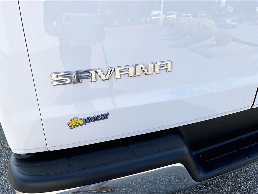 Used 2025 White GMC Work Van image 26