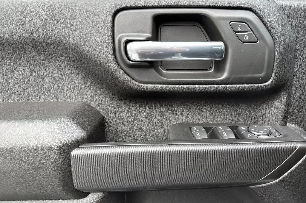 2026 GMC Sierra 2500HD Pro - Photo 8