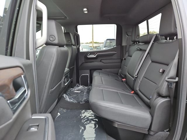 2026 GMC Sierra 1500 SLT - Photo 18