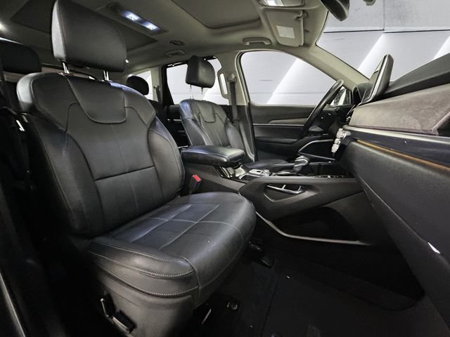 Used 2022 Gray Kia SX image 14