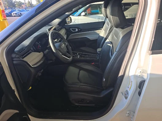 Certified Used 2025 White Jeep Limited image 6
