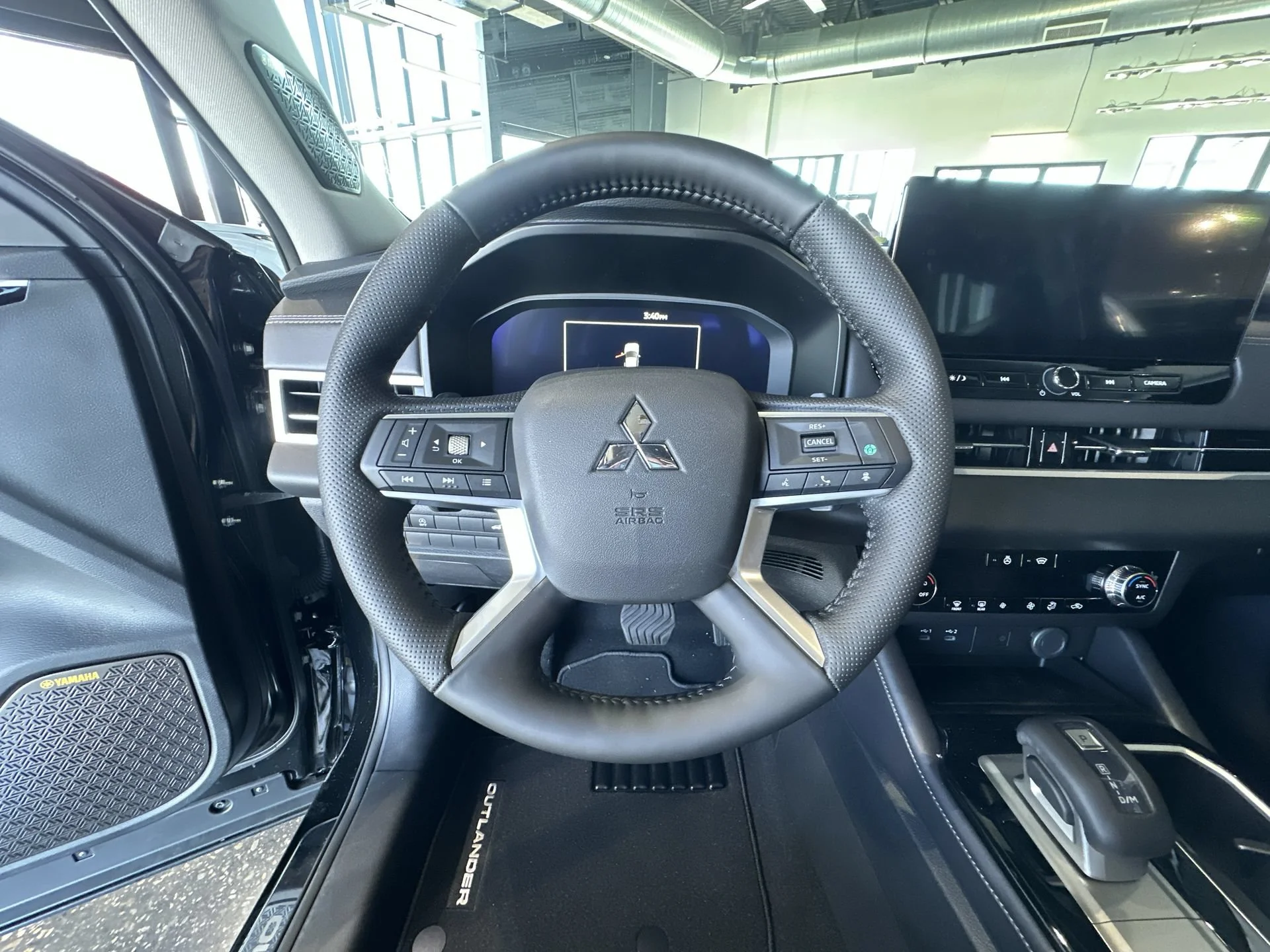 New 2026 Black Diamond Mitsubishi SE image 15