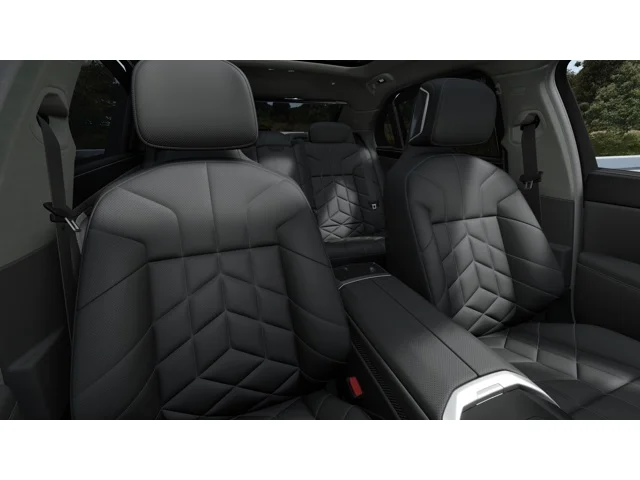 New 2027 BMW Individual Two-Tone Dravit Grey Metallic with Black Sapphire Metallic BMW 740 image 11
