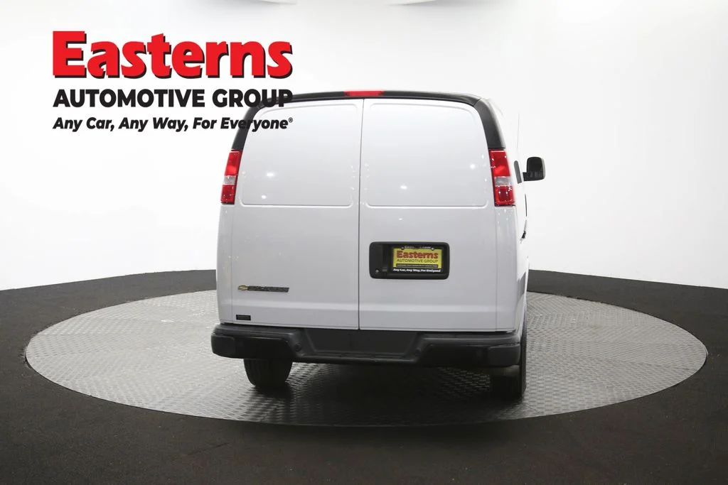 Used 2019 White Chevrolet Work Van image 40