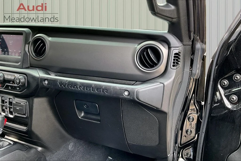 Used 2023 Black Jeep Sport S image 26