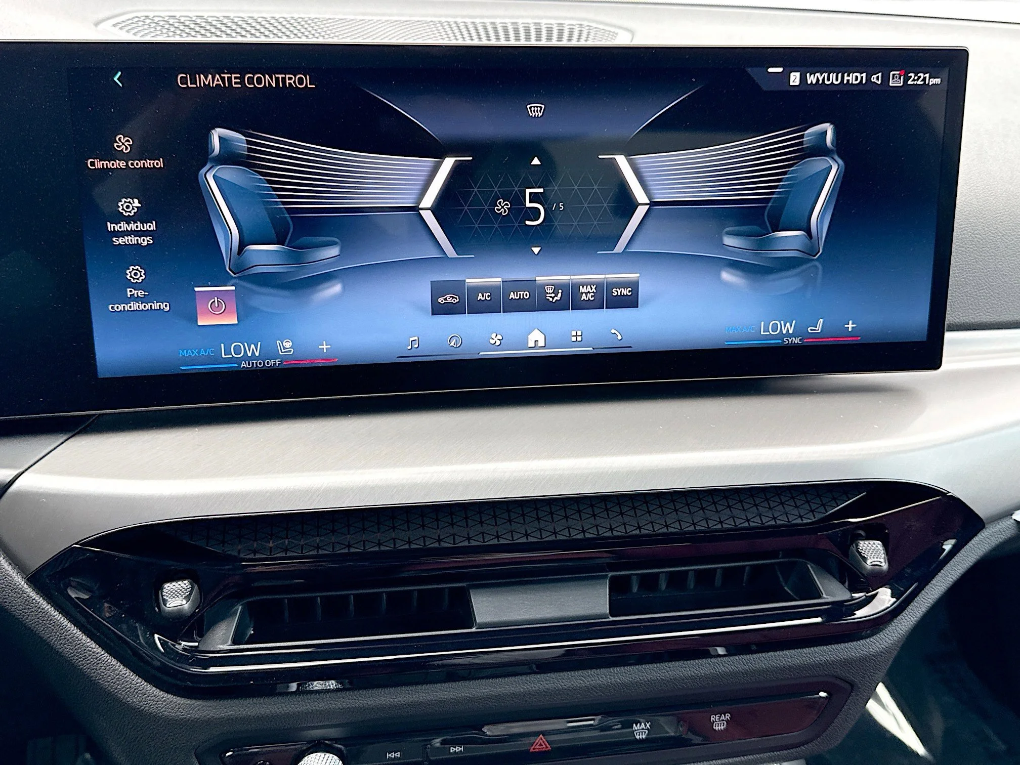 New 2026 Brooklyn Grey Metallic BMW 330i NA image 35
