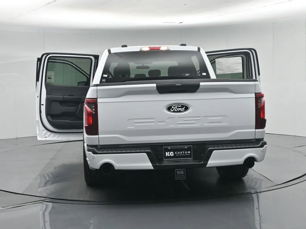 New 2026 Oxford White Ford STX image 31
