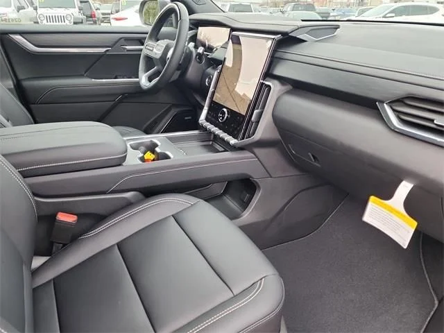 New 2026 Silver GMC Elevation image 18
