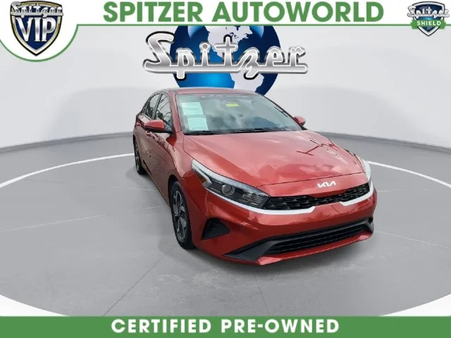 Certified Used 2023 Red Kia LXS image 4