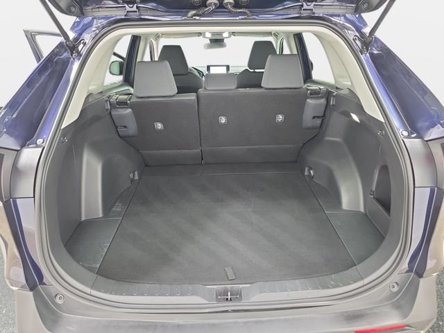 Certified Used 2025  Toyota XLE image 31