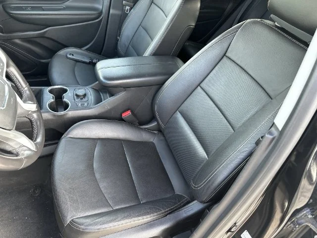 Used 2021 Black GMC SLT image 22