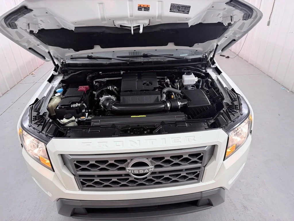 Used 2024 White Nissan SV image 37