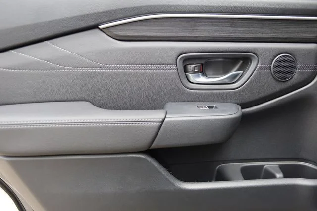 2026 Honda Pilot Touring Blackout - Photo 24